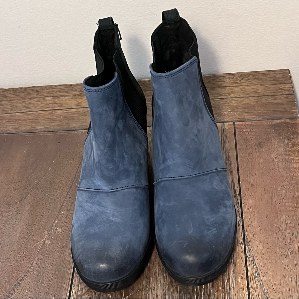 NWT Sorel Joan Of Arctic Wedge Booties Boots Blue Suede Women’s size 9.5 - Picture 6 of 9